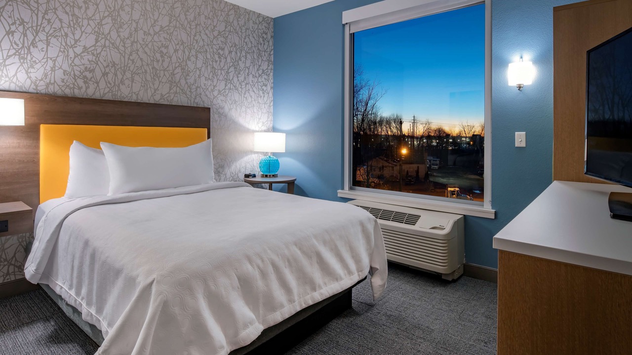 Photo of Bedroom in Wayne