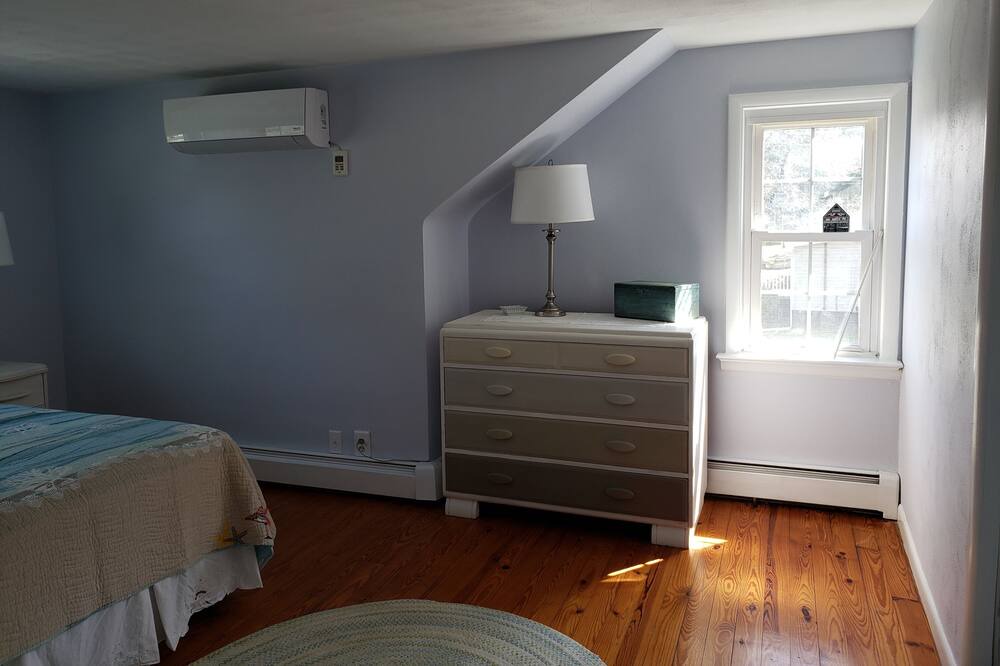Photo of Bedroom in Wrightsville