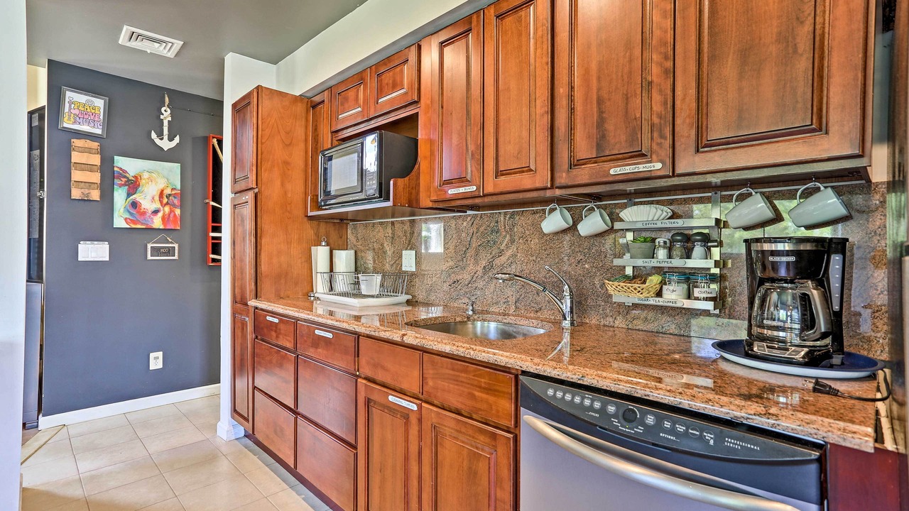 Photo of Kitchen in White Lake