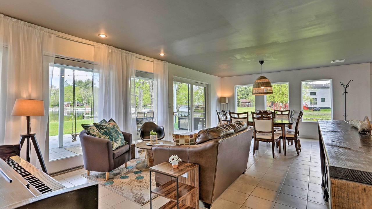 Photo of Kitchen in White Lake