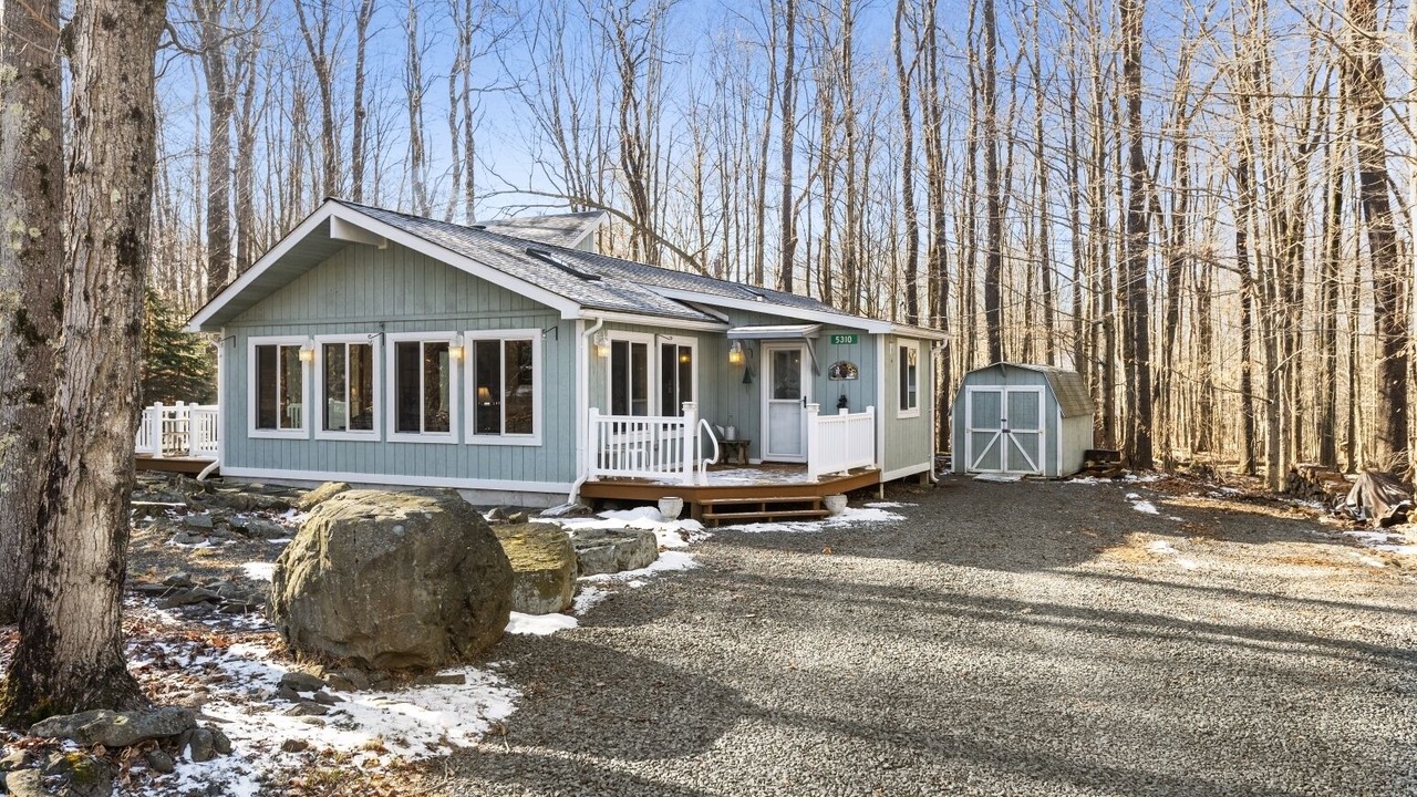 Photo of Outdoor in Thornhurst