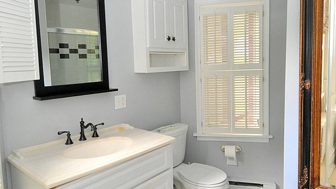 Photo of Bathroom in Berkeley Springs