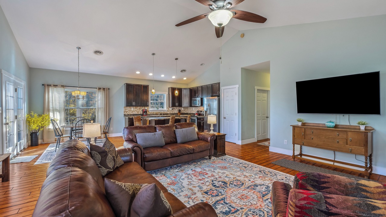 Photo of Livingroom in Berkeley Springs