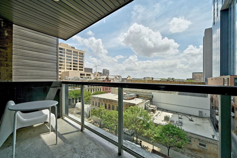 Photo of Others in Downtown Austin