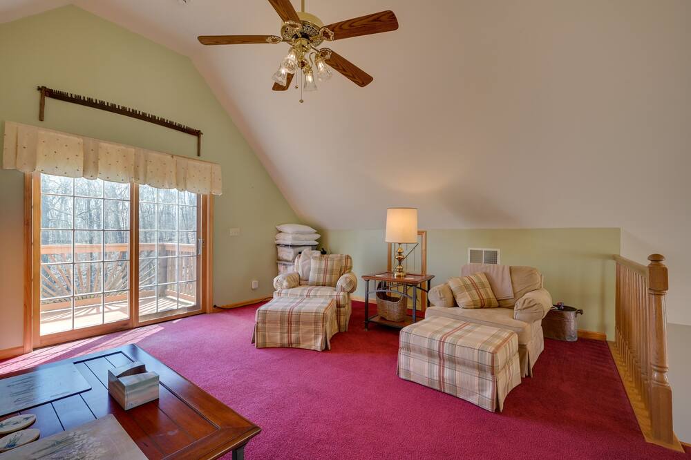Photo of Livingroom in Mercersburg