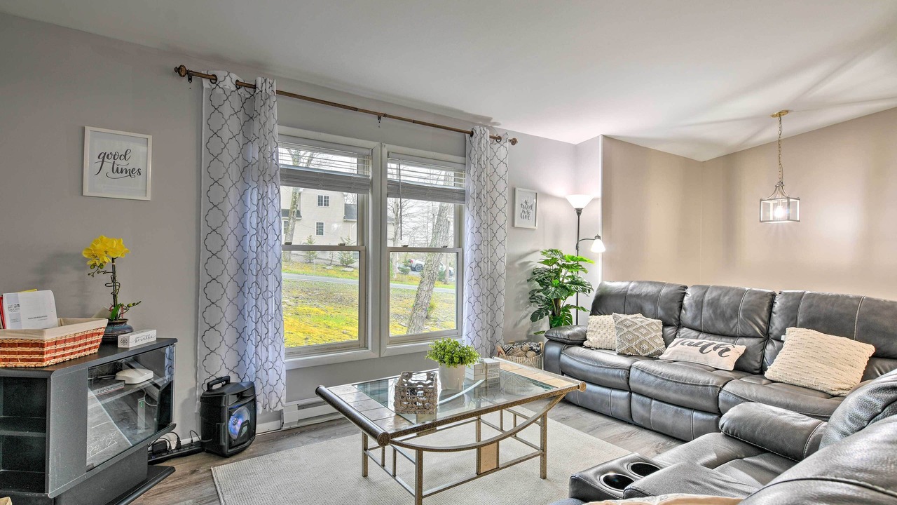Photo of Livingroom in Bushkill