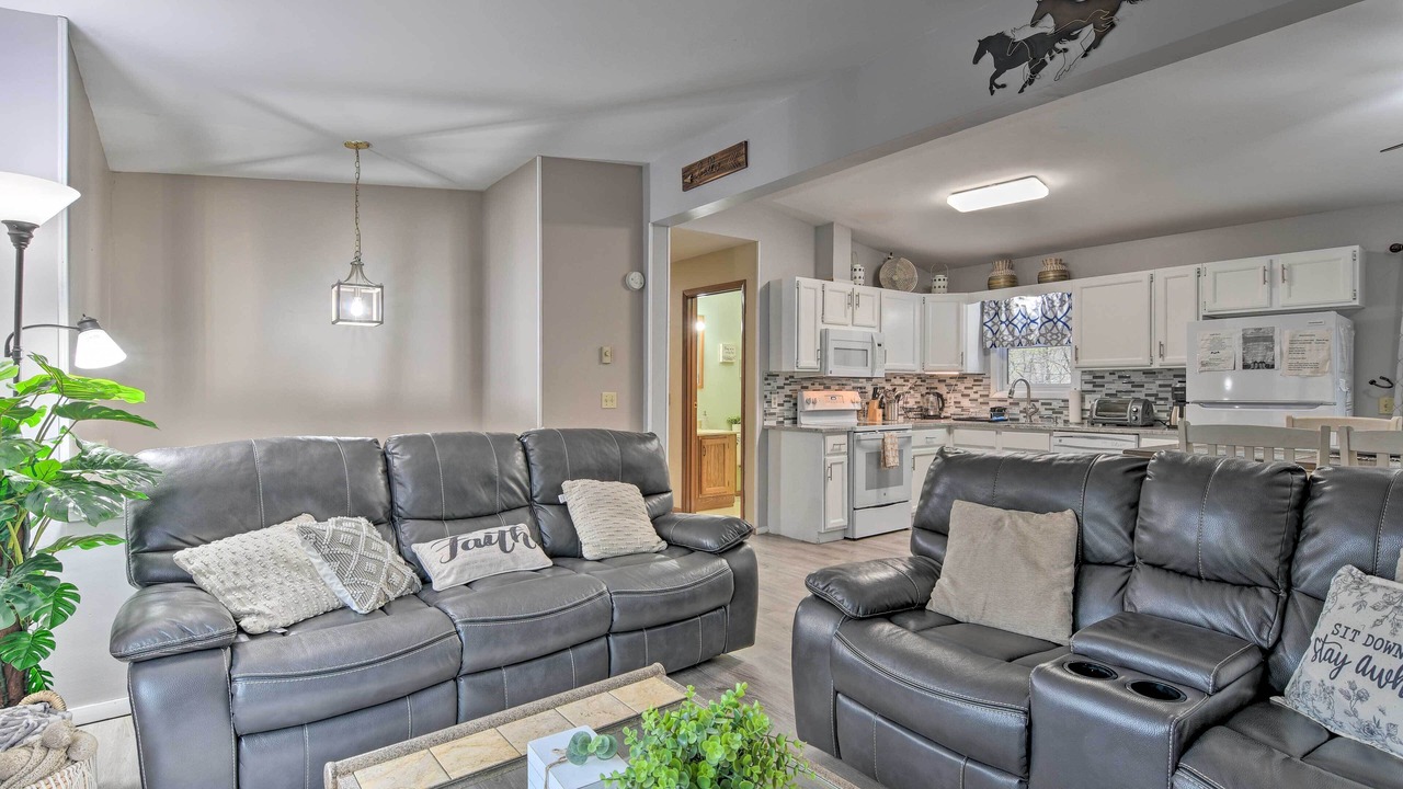 Photo of Livingroom in Bushkill