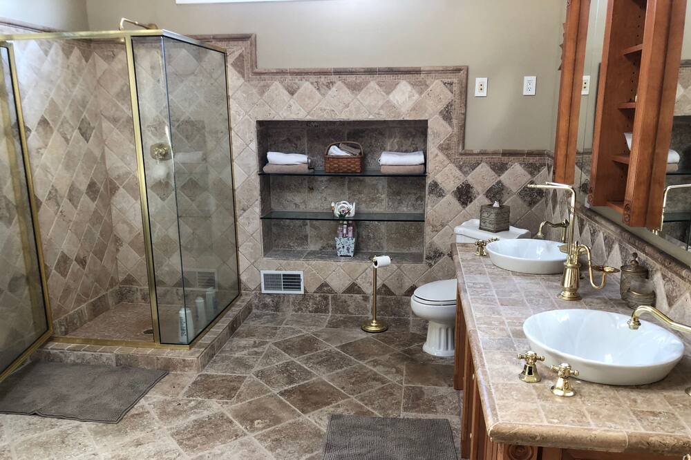 Photo of Bathroom in Mountainhome