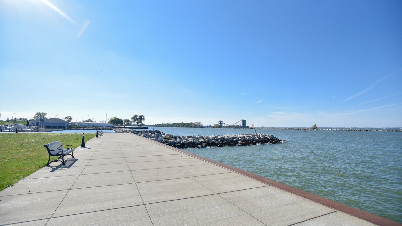 Photo of Others in Sandusky