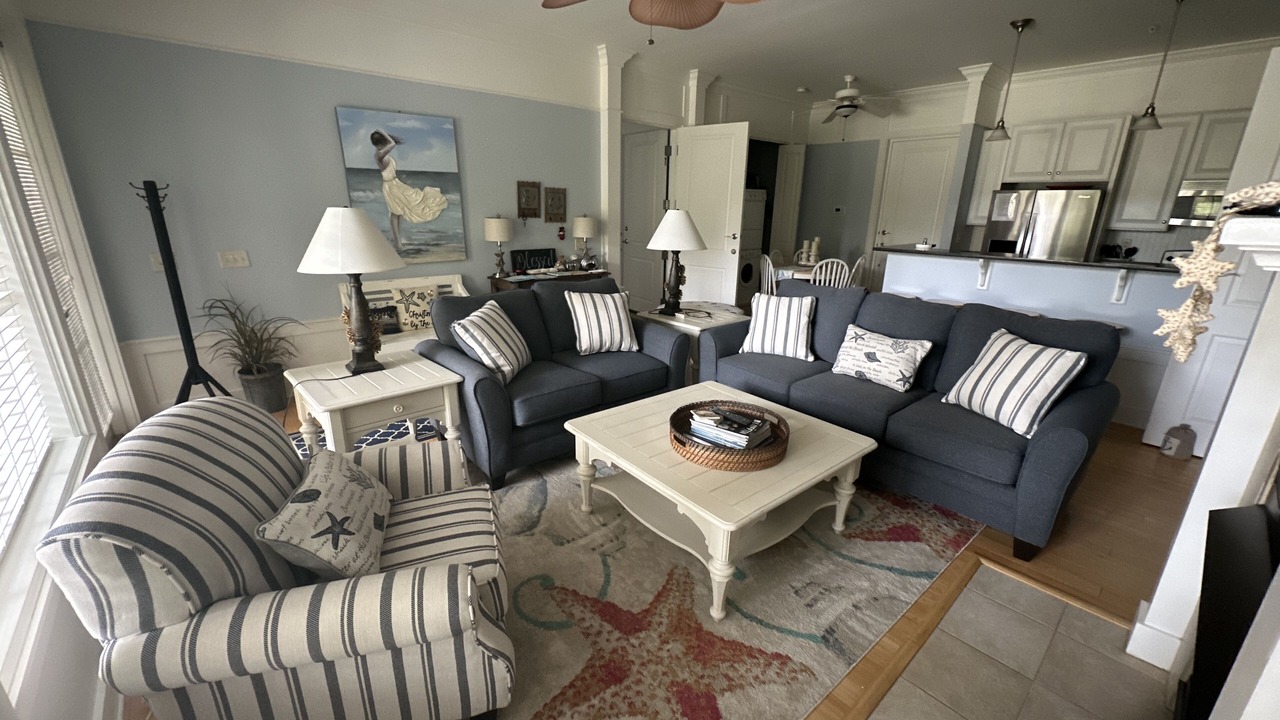 Photo of Livingroom in Melrose on the Beach