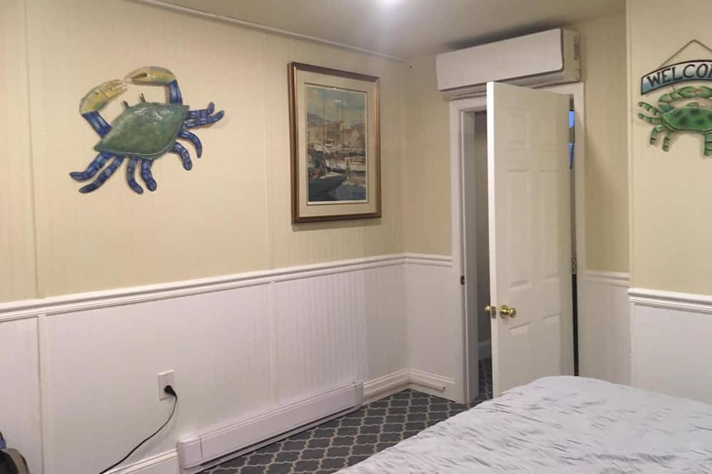 Photo of Bedroom in Historic District