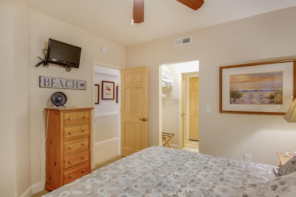 Photo of Bedroom in Kill Devil Hills