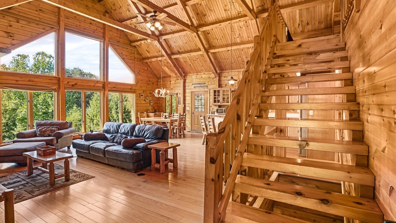 Photo of Livingroom in Creola