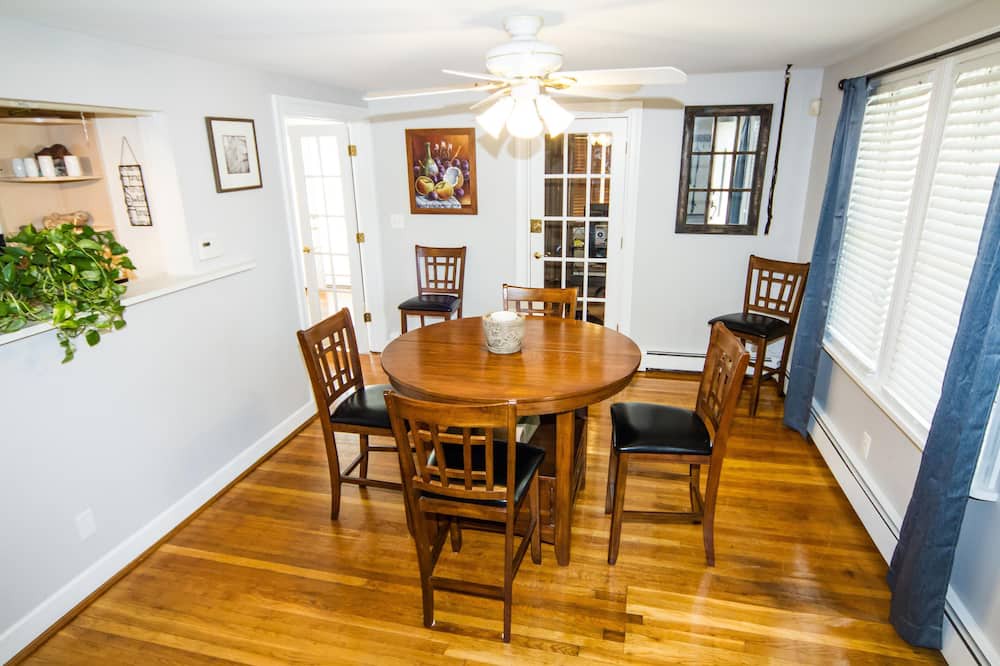 Photo of Kitchen in Pemberton