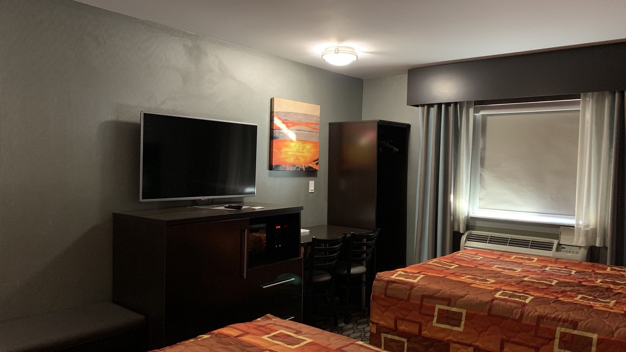 Photo of Bedroom in Elmwood Park