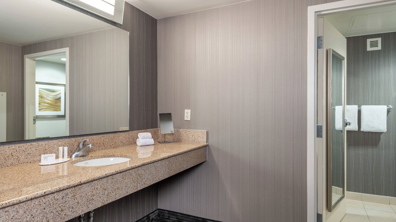 Photo of Bathroom in Newark