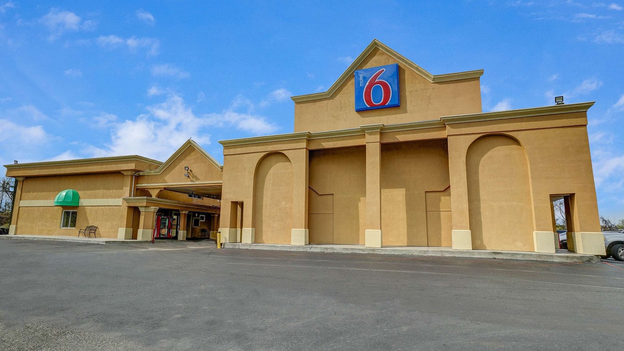 Photo of Outdoor in Lester