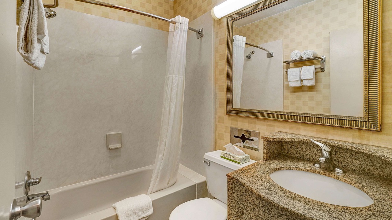 Photo of Bathroom in Lester