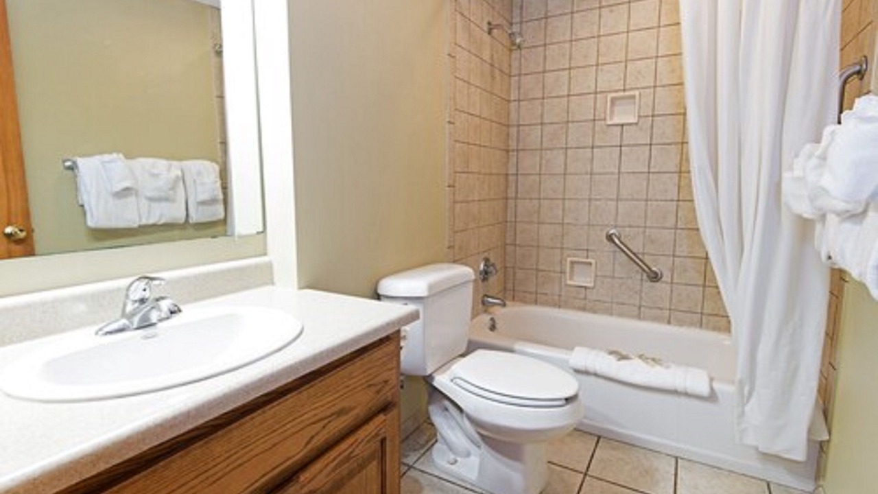 Photo of Bathroom in Carrollton