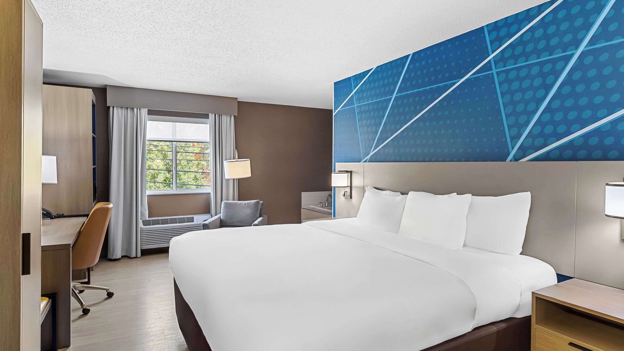 Photo of Bedroom in Painesville