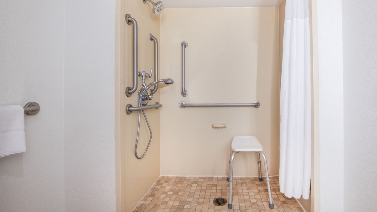 Photo of Bathroom in Cedar Knolls