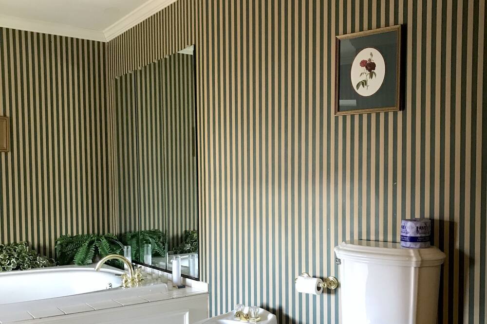 Photo of Bathroom in Honey Brook