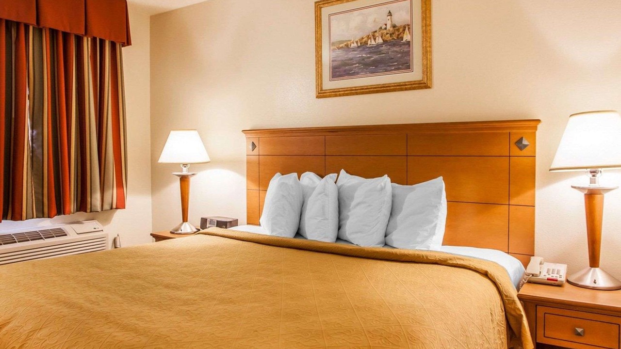 Photo of Bedroom in Point Pleasant Beach