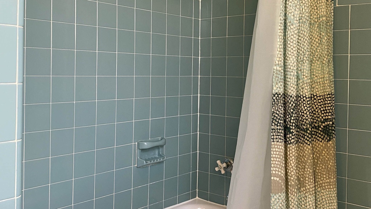 Photo of Bathroom in Gettysburg