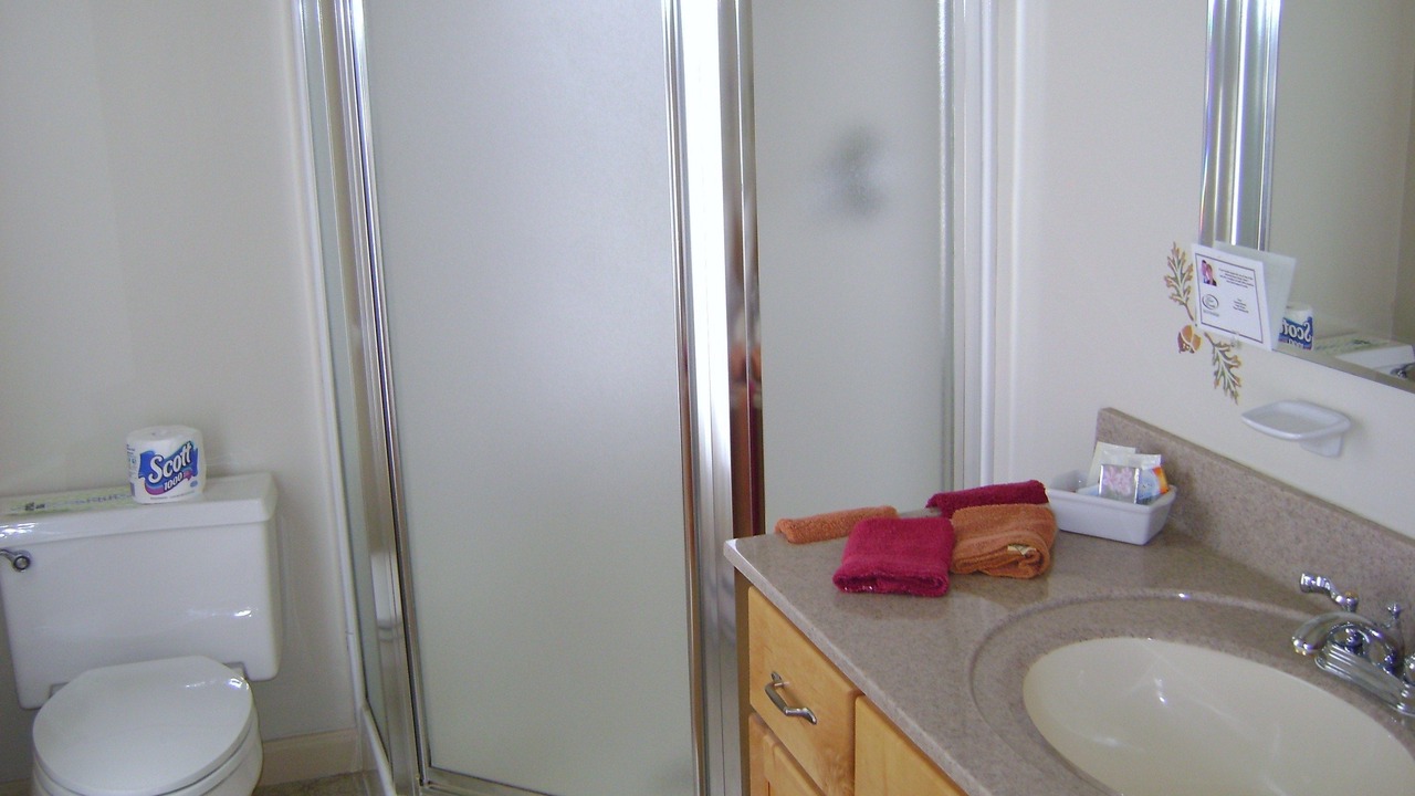 Photo of Bathroom in Girard