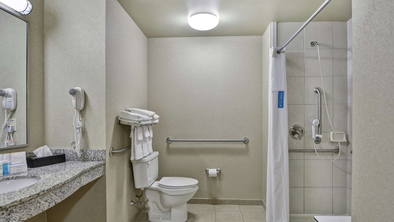 Photo of Bathroom in Lewisburg