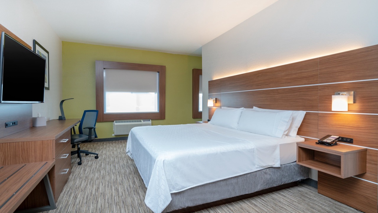 Photo of Bedroom in Leadsville