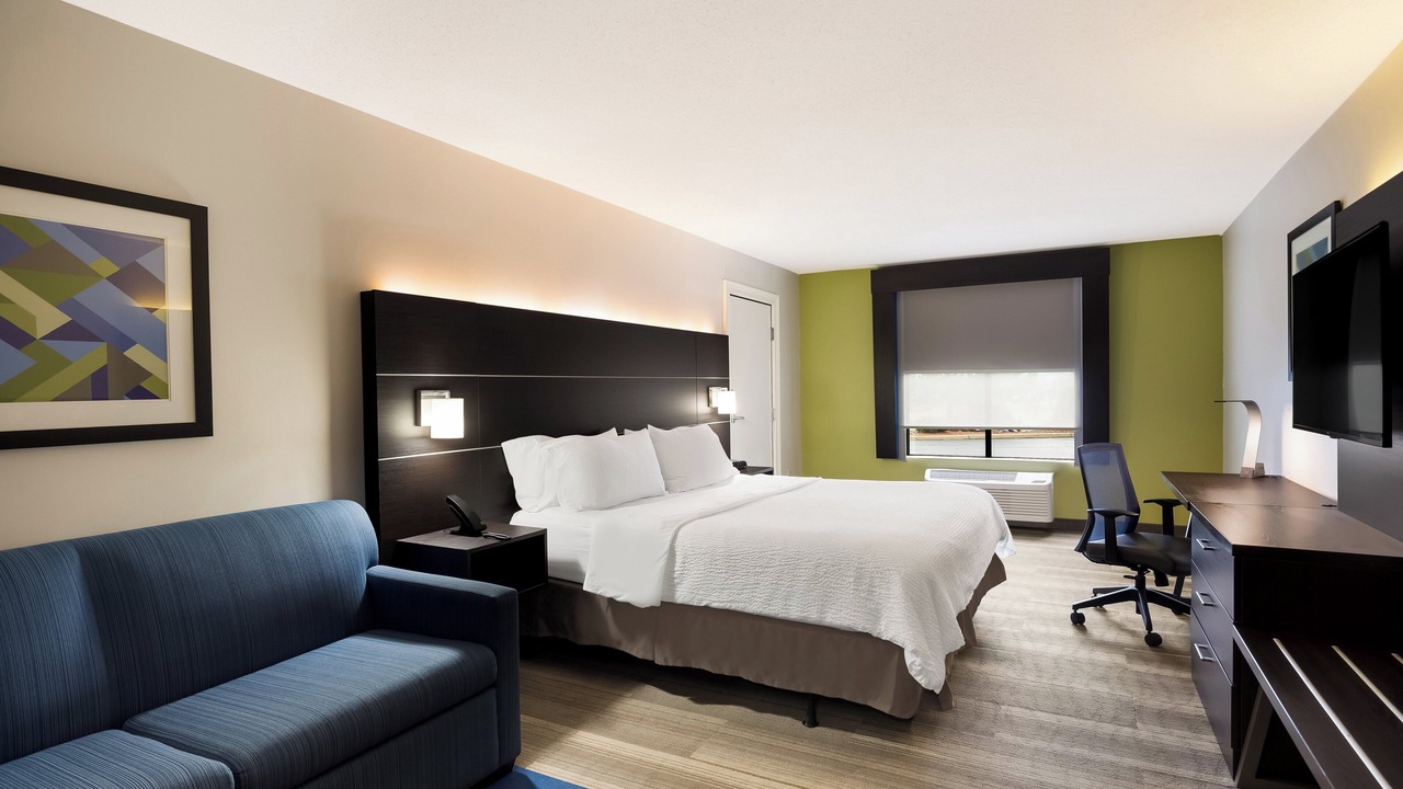 Photo of Bedroom in Newton