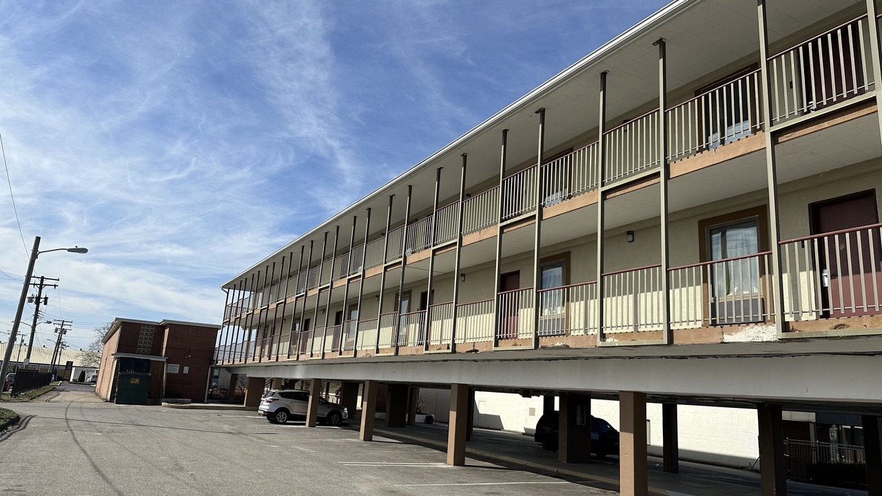 Photo of Outdoor in Reisterstown Station
