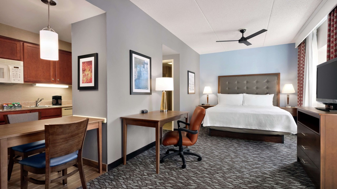 Photo of Livingroom in Harrisburg - Hershey
