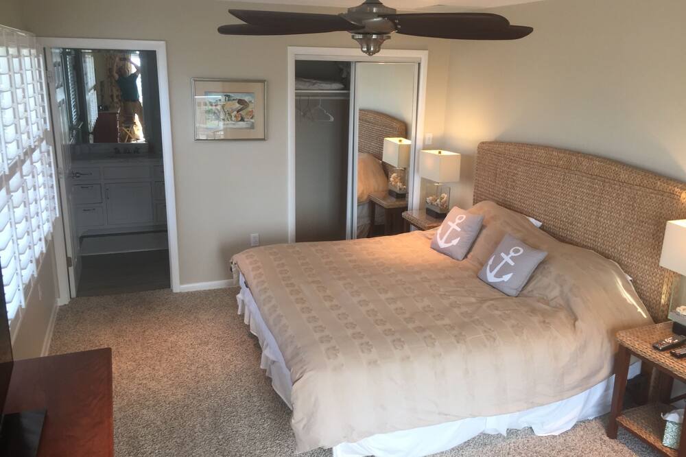Photo of Bathroom in Beach Haven