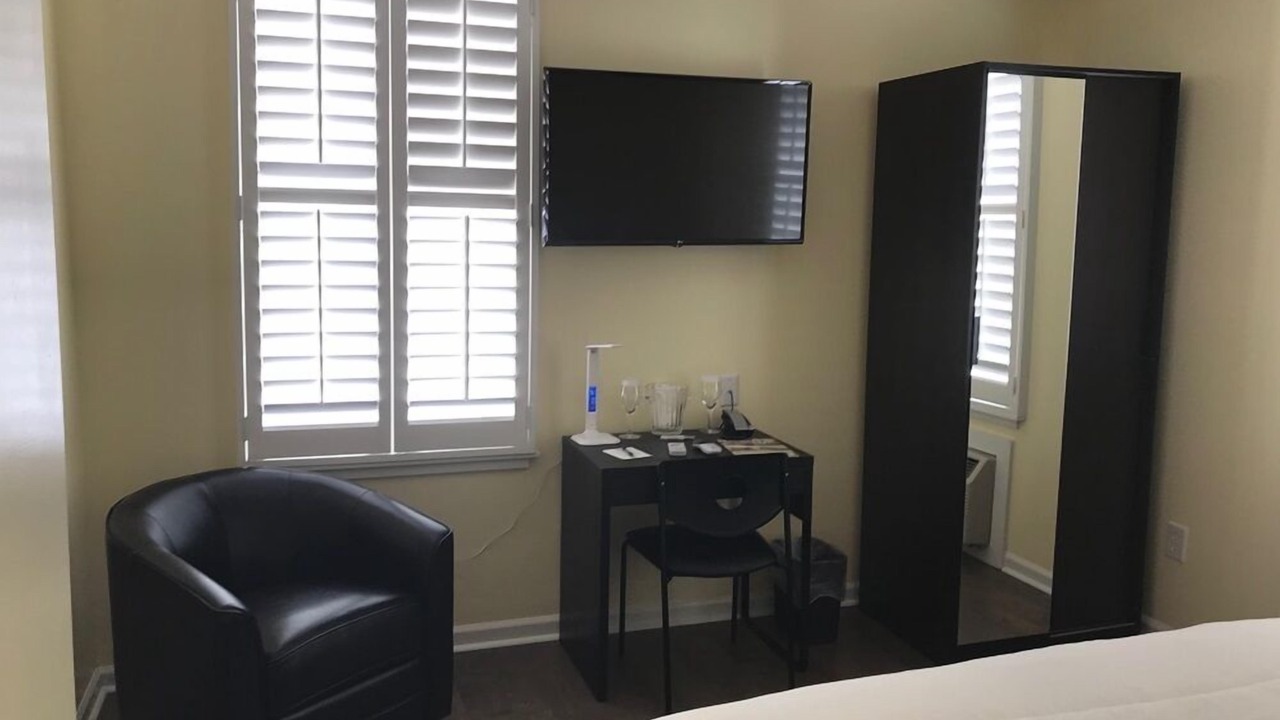 Photo of Bedroom in Batesville