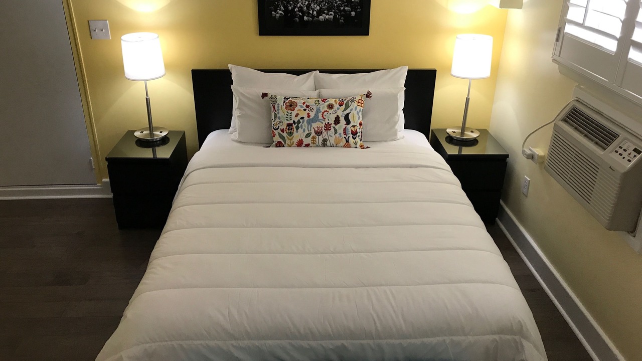 Photo of Bedroom in Batesville