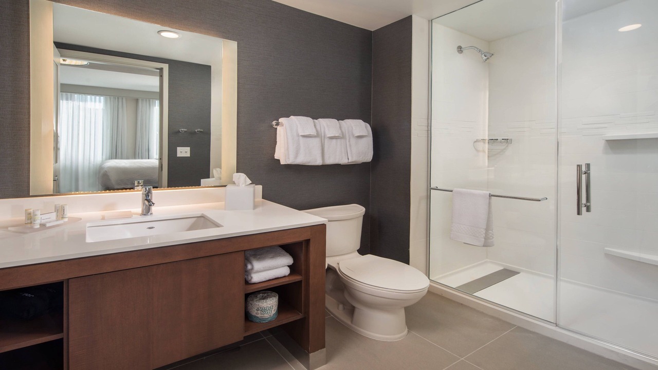 Photo of Bathroom in Downtown Baltimore