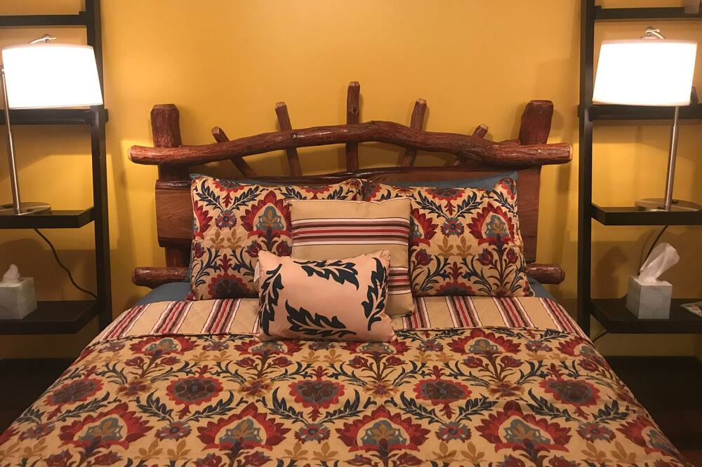 Photo of Bedroom in Lackawaxen