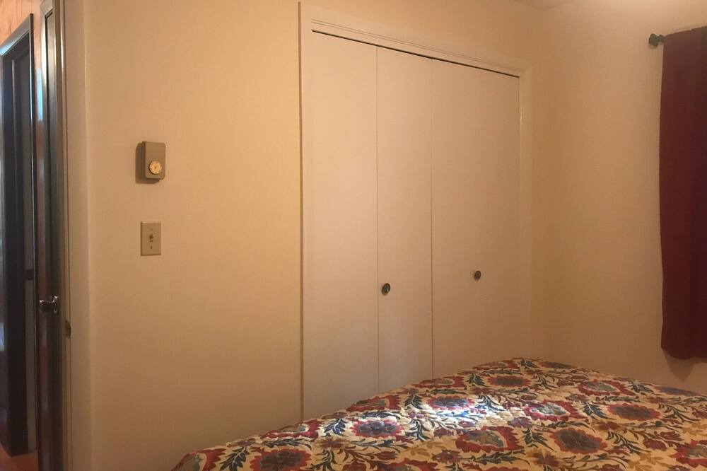 Photo of Bedroom in Lackawaxen