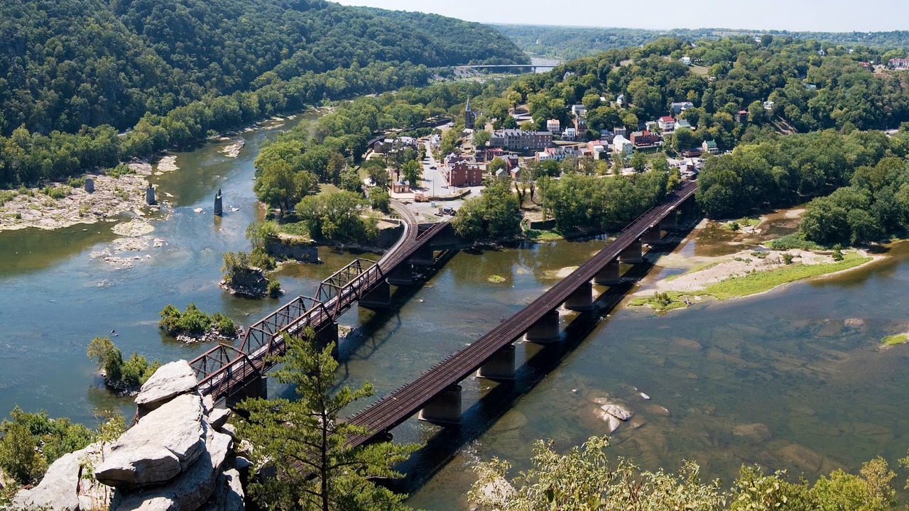 Photo of Others in Charles Town