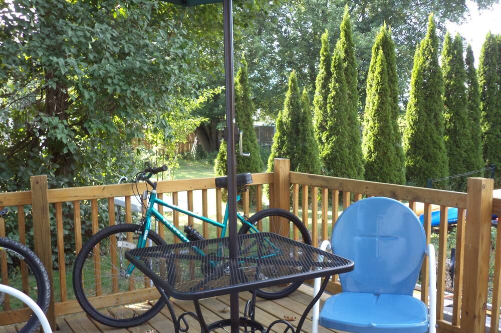 Photo of Patio Balcony in Conneaut