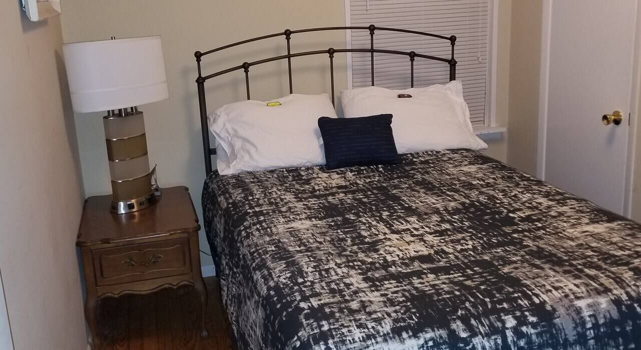Photo of Bedroom in Lawrenceburg