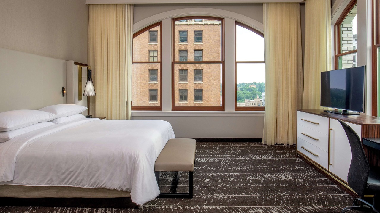 Photo of Bedroom in Downtown