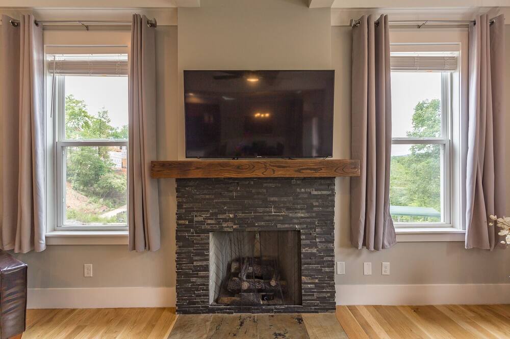Photo of Livingroom in Chattanooga