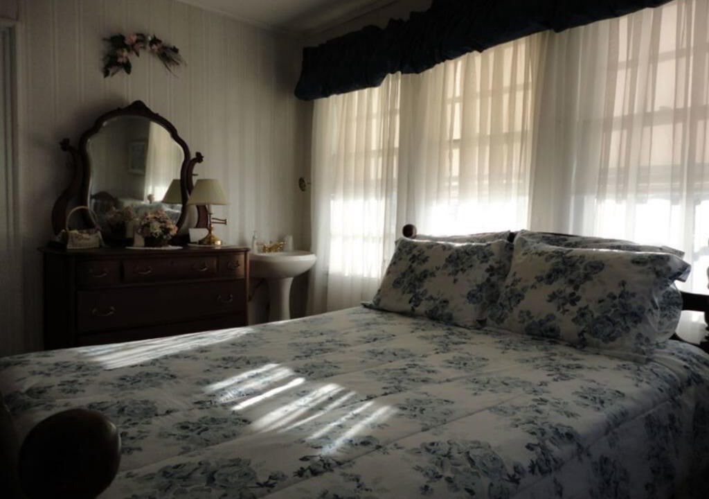 Photo of Bedroom in North End