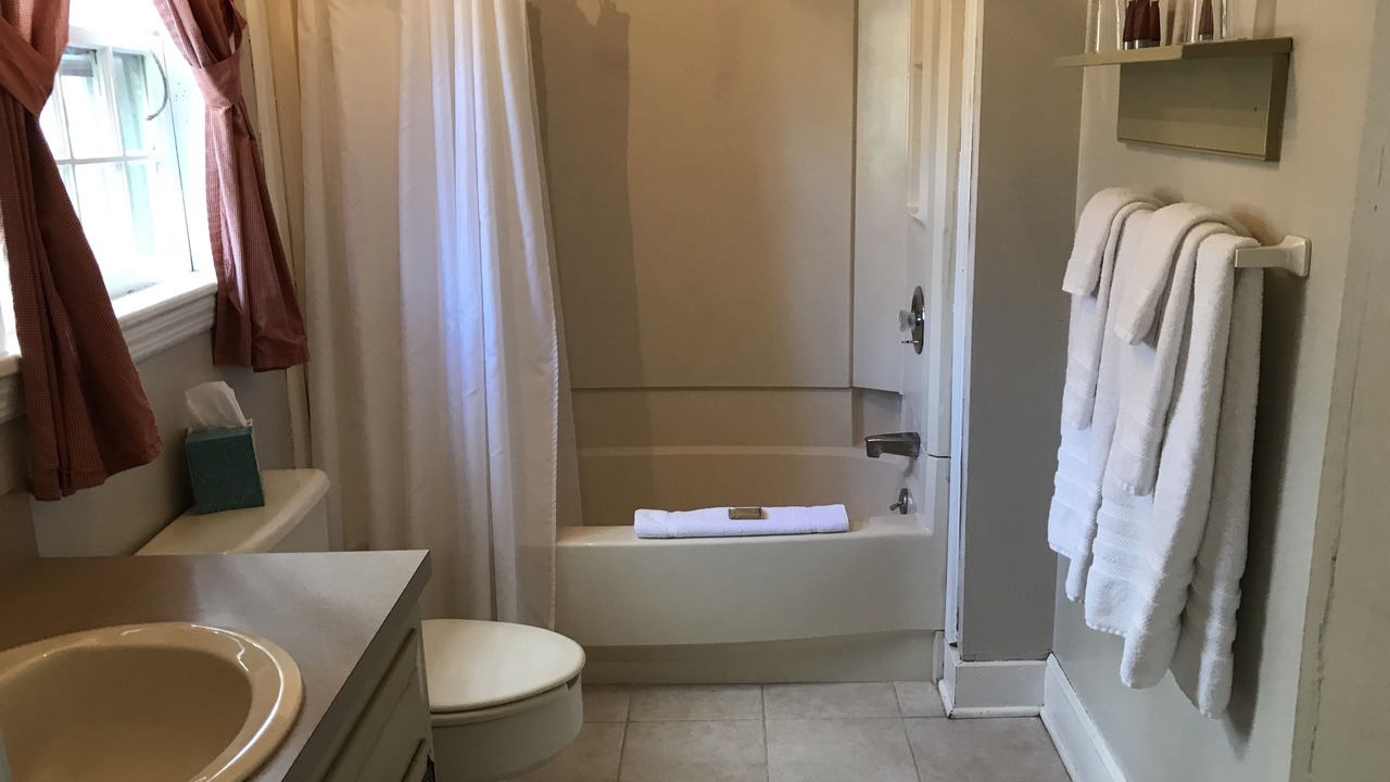 Photo of Bathroom in Hope