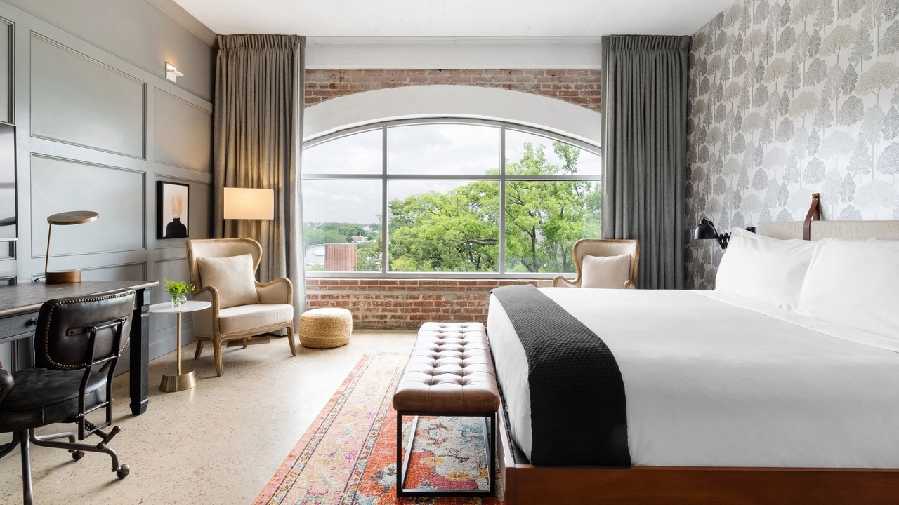 Photo of Bedroom in South Main Historic District