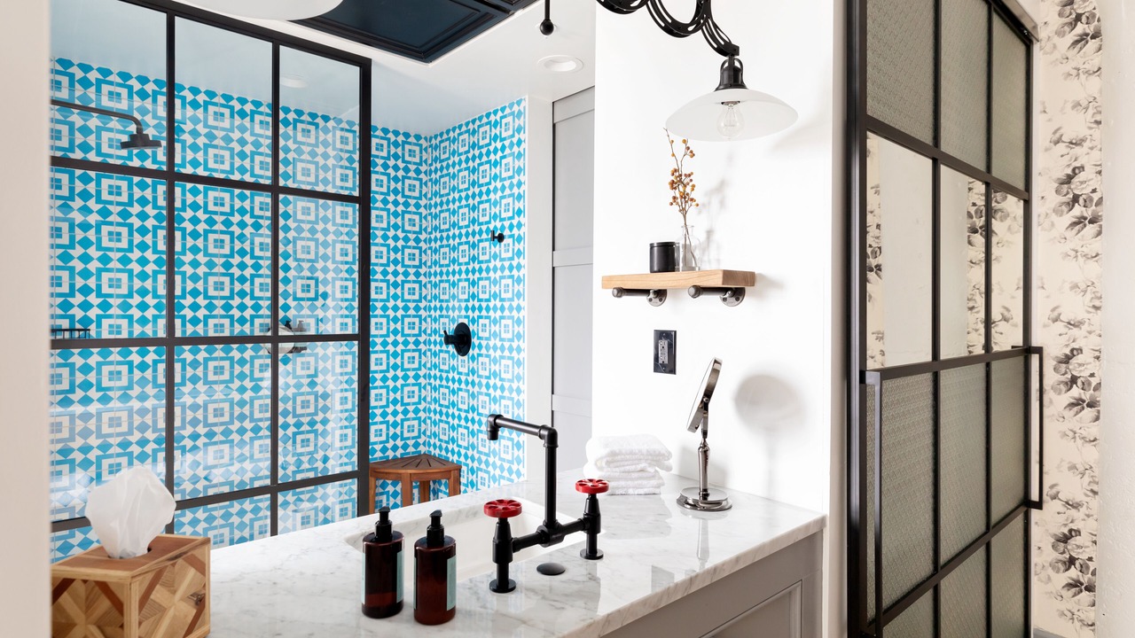 Photo of Bathroom in South Main Historic District