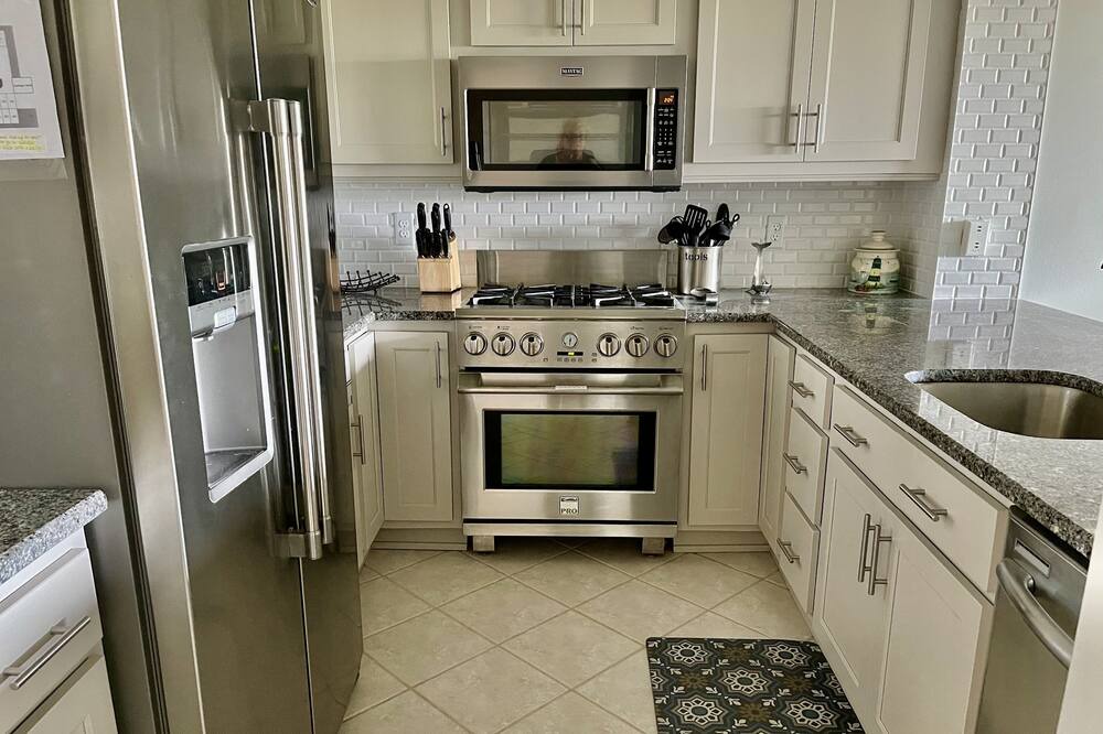 Photo of Kitchen in Diamond Beach